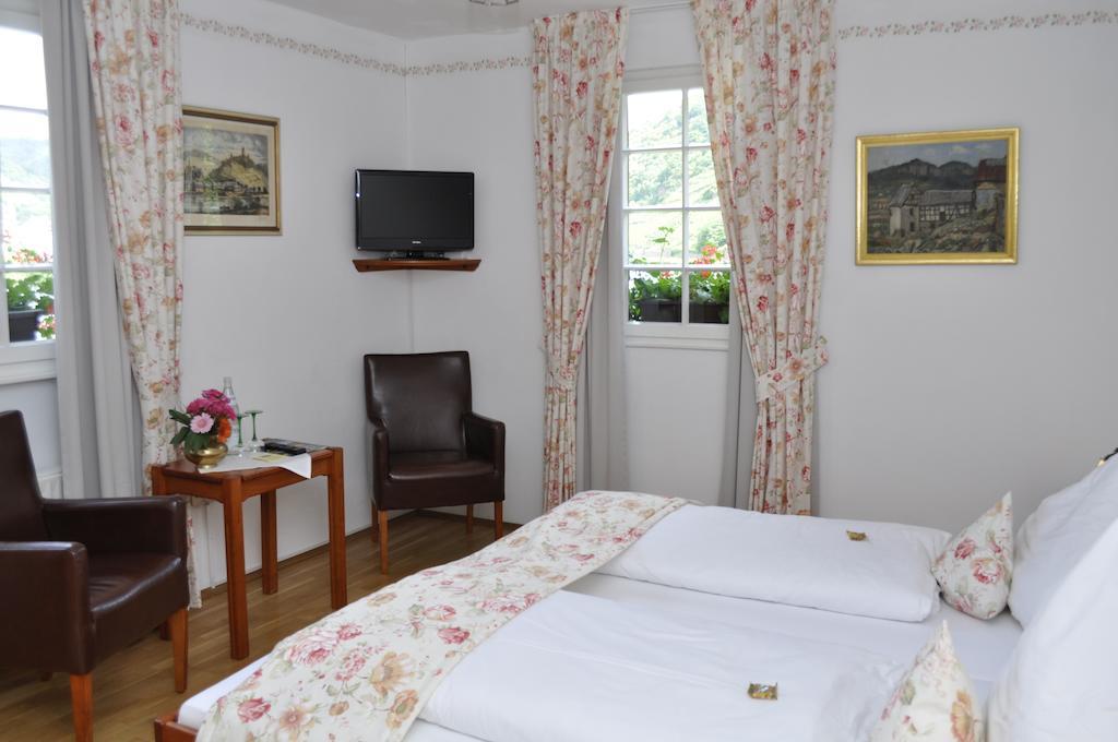 Bed and Breakfast Altes Zollhaus Beilstein  Camera foto