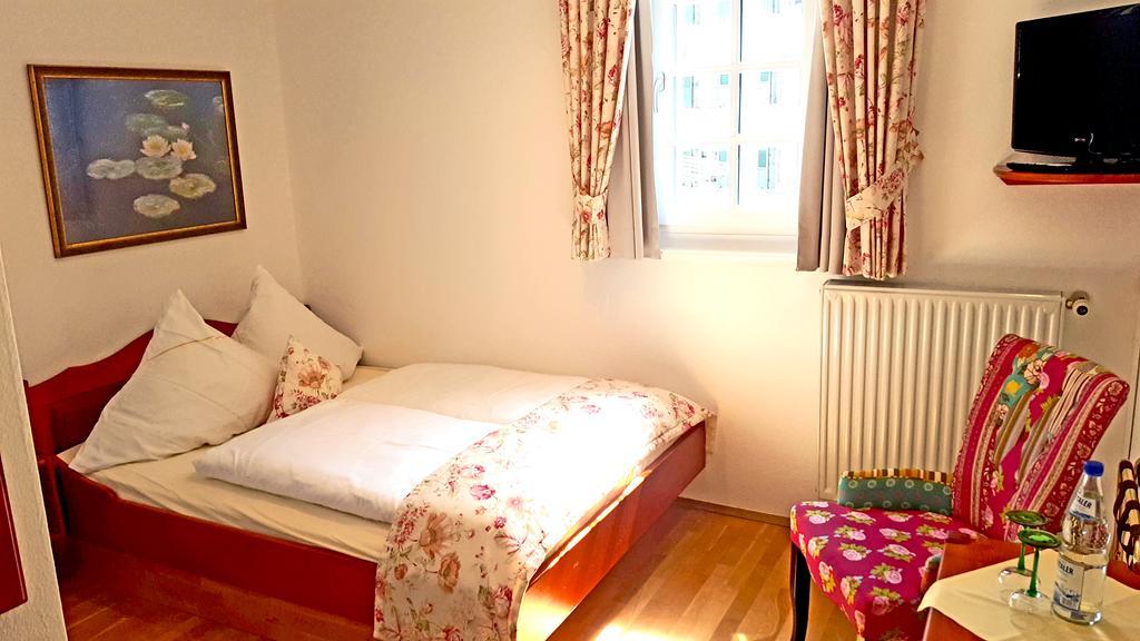 Bed and Breakfast Altes Zollhaus Beilstein  Esterno foto